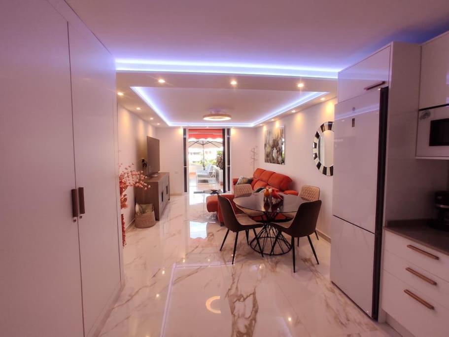 Parque Santiago I Stunning Brand New Apt 2 Bedroom Playa De Las Americas Екстериор снимка